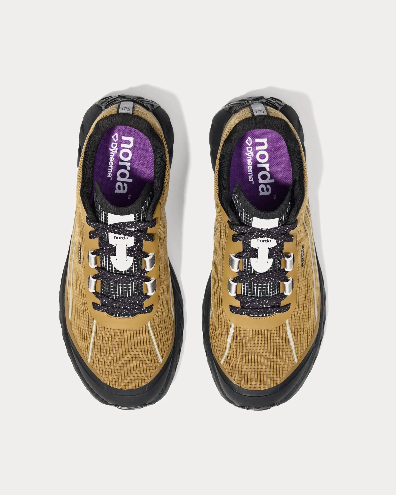 002 W Oak Running Shoes